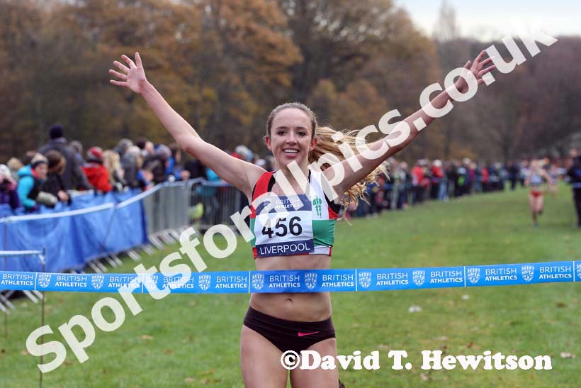 Emelia Gorecka  wins the under-20 womens Liverpool Cross Challenge. David T. Hewitson/Sports for All Pics